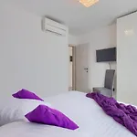 Villa Chiara 2 Bedroom, Private Pool, Bbq & Child-friendly Puntera