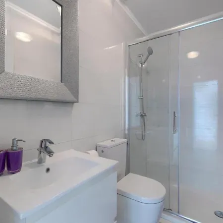 Chiara 2 Bedroom, Private Pool, Bbq & Child-friendly Vila Puntera