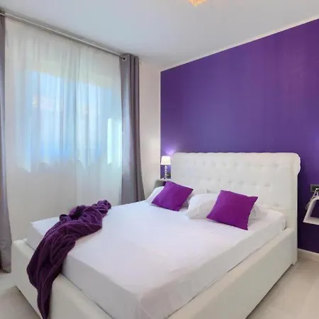 Chiara 2 Bedroom, Private Pool, Bbq & Child-friendly