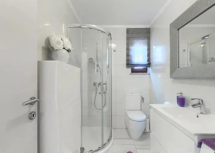 Chiara 2 Bedroom, Private Pool, Bbq & Child-friendly Vila Puntera